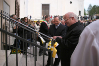 Il taglio del nastro